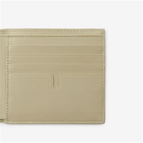 B Cut Bifold Wallet in Hunter 